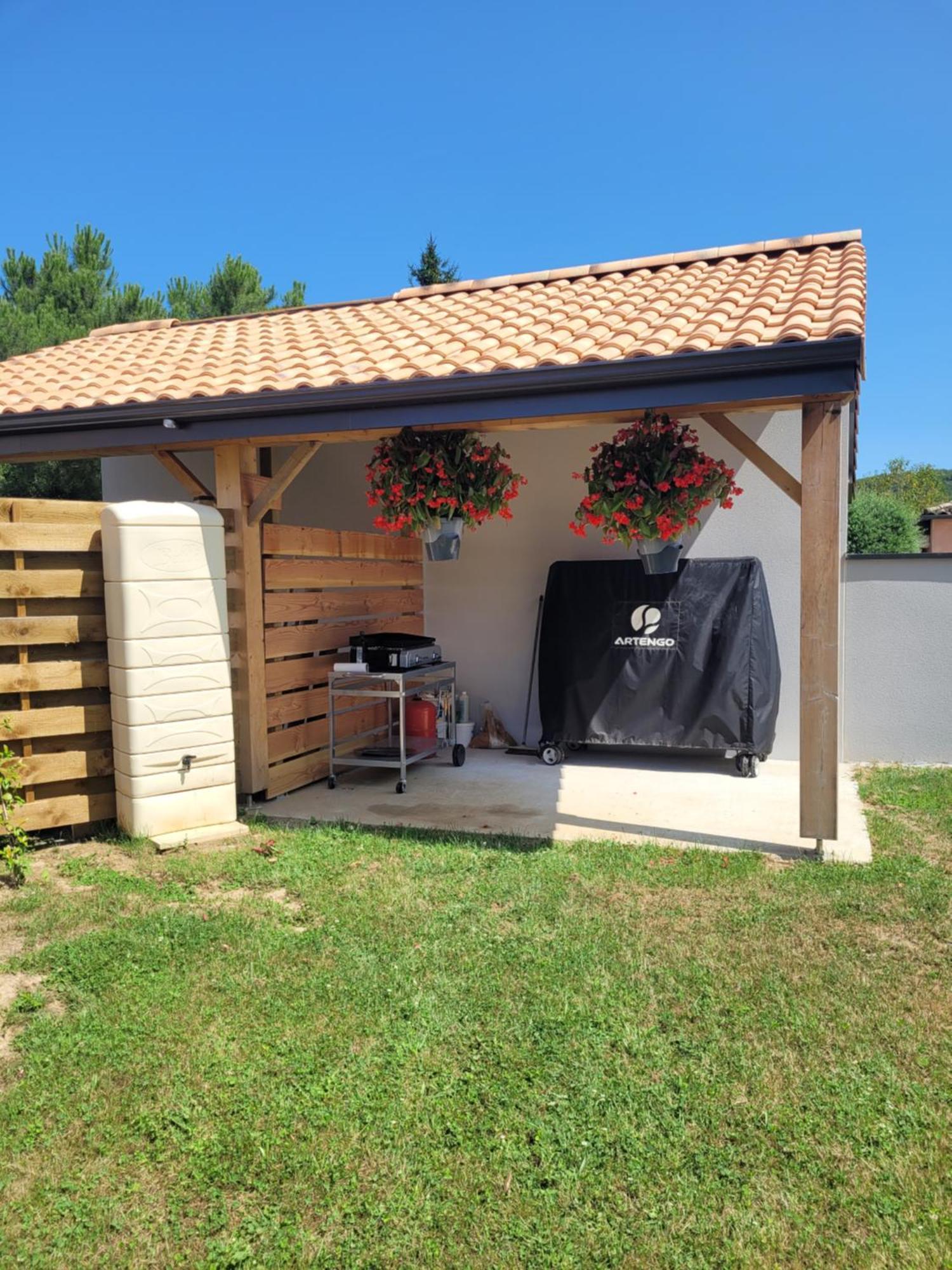 Maison Neuve Bord De Dordogne Lanzac Exterior photo